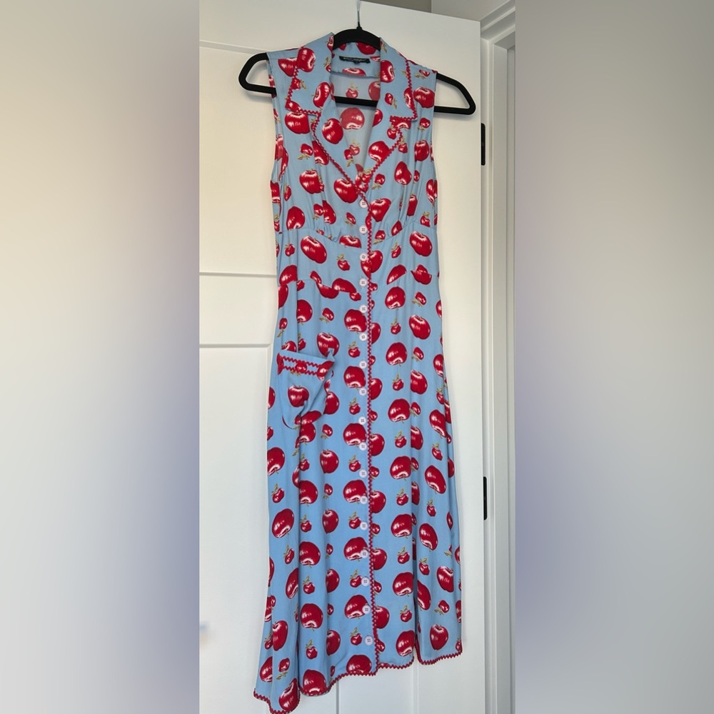 Rare Y2K Betsey Johnson Apple Print Fruit Dress Cup of Coffee Collection Size S
